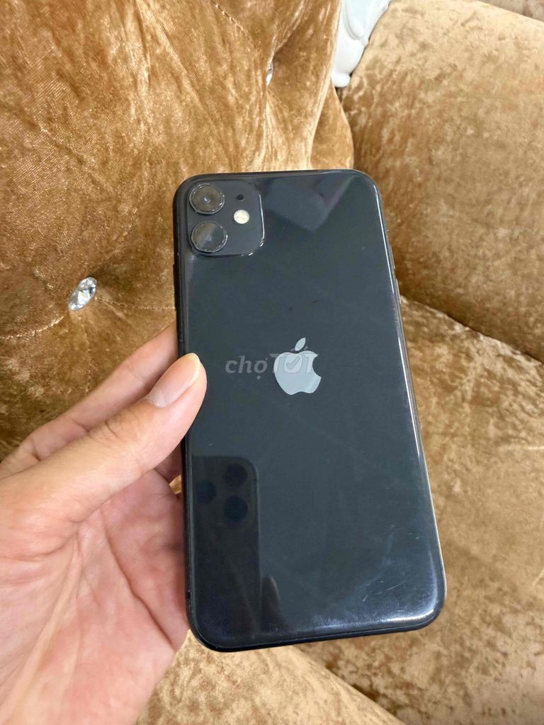 Apple iPhone 11 64GB Đen sài wifi. Mua bán Điện thoại tại Quận Ninh Kiều Cần Thơ được đăng bởi Lyn Lyn hình 1