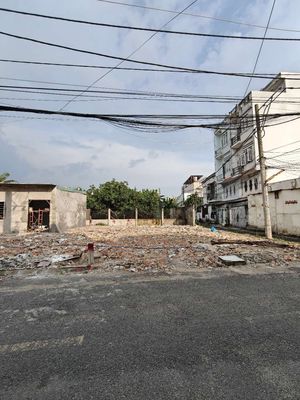 Plot of land 100 m² · Đường Trung Chánh 2