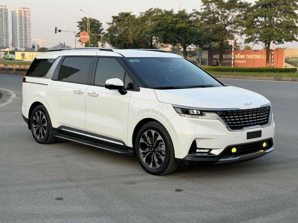 Kia Carnival Premium 2.2D 8S sx  2024. Mua bán Ô tô tại Quận Cầu Giấy Hà Nội được đăng bởi Auto 6666 hình 3