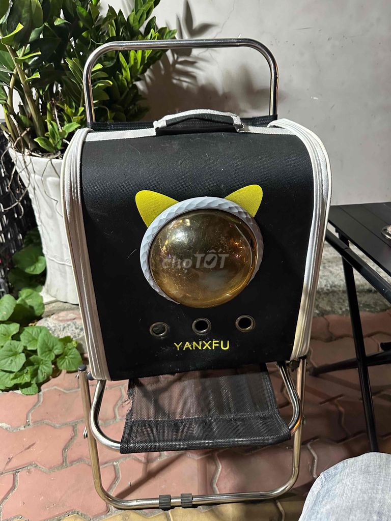 Balo vận chuyển Mèo Vải Đen. Mua bán Phụ kiện, Thức ăn, Dịch vụ tại Thành phố Thủ Đức Tp Hồ Chí Minh được đăng bởi Nguyễn Long mua bán thú cưng hình 1