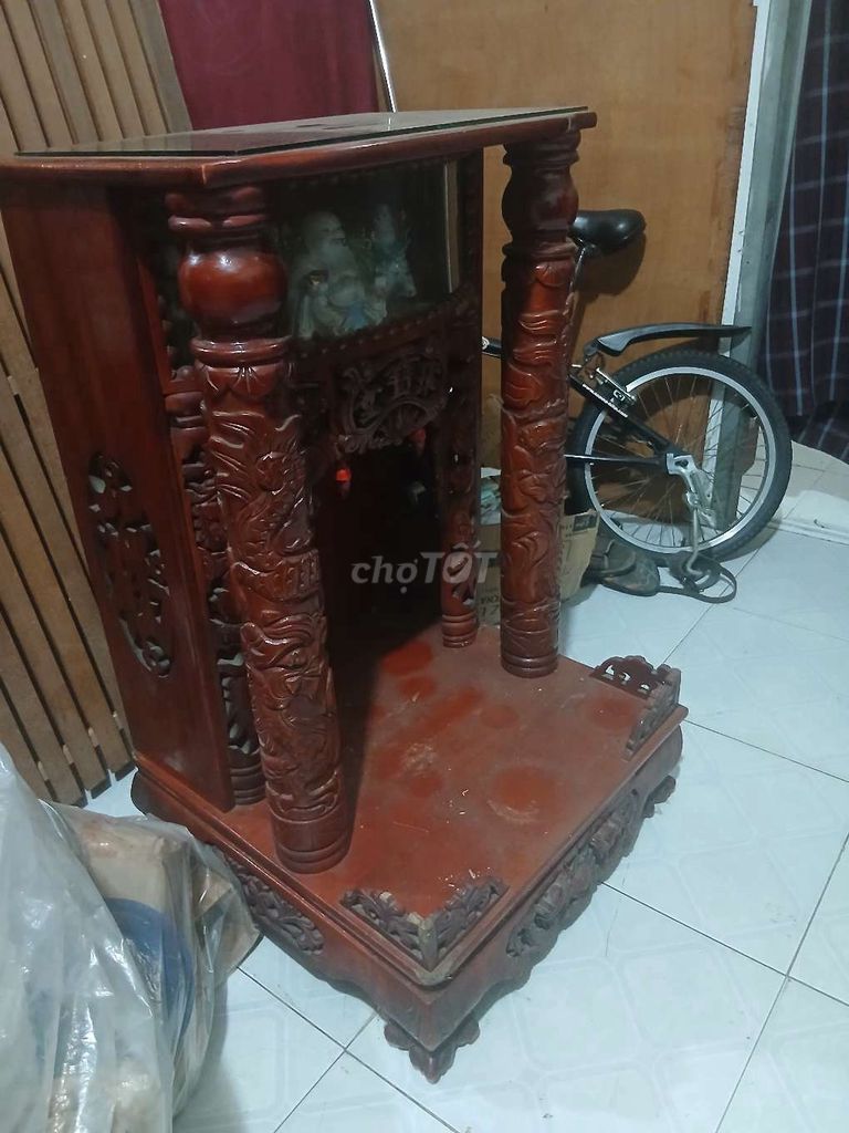 Bàn thờ lớn Gỗ Nâu đỏ Chạm khắc. Mua bán Nội thất, đồ gia dụng khác tại Huyện Nhà Bè Tp Hồ Chí Minh được đăng bởi Xinh hình 1