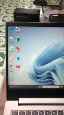 Lenovo Core i3 Gen 8 8GB/256GB Đã sử dụng. Mua bán Laptop tại Quận 12 Tp Hồ Chí Minh được đăng bởi Khánh Ngân