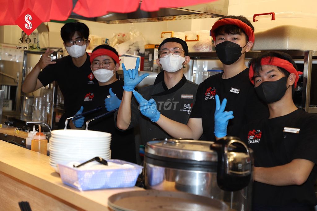Tuyển Phục Vụ, phụ bếp, thu ngân Nhà hàng Nhật -GV. Việc làm tại Quận Gò Vấp Tp Hồ Chí Minh được đăng bởi NHÀ HÀNG KOHAKU UDON RAMEN  hình 2