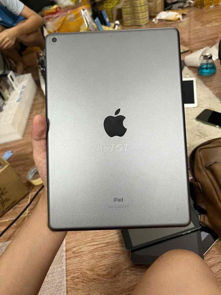 ipad gen7,32g,pin8200,ios18,mất vân. Mua bán Máy tính bảng tại Thành phố Thủ Dầu Một Bình Dương được đăng bởi Phước Mobile hình 1