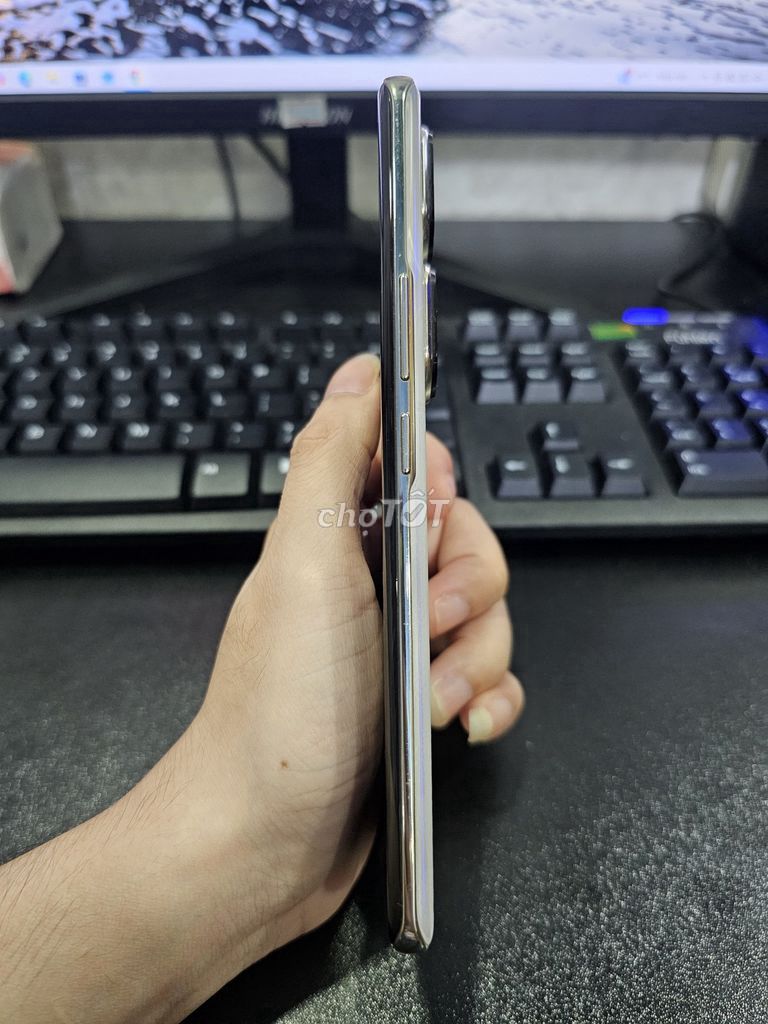 Honor 90 Pro 256GB Bạc. Mua bán Điện thoại tại Thành phố Thủ Đức Tp Hồ Chí Minh được đăng bởi kuri Nguyễn hình 1