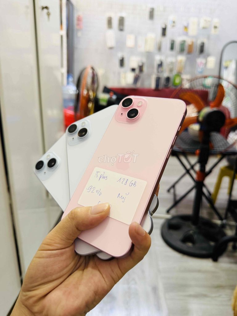 Apple iPhone 15 Plus 128GB keng nhu mới pin 92%. Mua bán Điện thoại tại Quận Hải Châu Đà Nẵng được đăng bởi Hoàng Táo 273 Nguyễn Hoàng Đà Nẵng hình 1