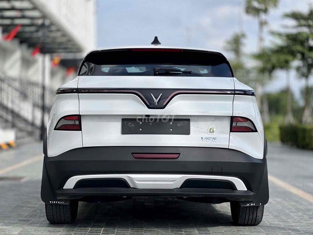 VinFast VF6 Eco 2025 1 Chủ - 12000 km. Mua bán Ô tô tại Huyện Bình Chánh Tp Hồ Chí Minh được đăng bởi Quốc Nhẫn hình 6