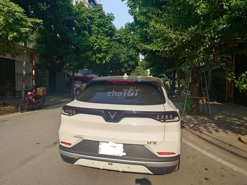 VinFast VF 8 2024 Trắng. Mua bán Ô tô tại Quận Hà Đông Hà Nội được đăng bởi Mr Cường hình 8