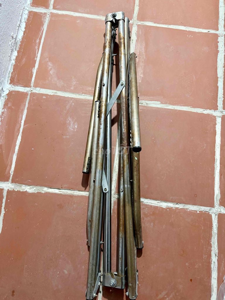 Võng xếp Kim loại màu Bạc. Mua bán Nội thất, đồ gia dụng khác tại Thành phố Thủ Dầu Một Bình Dương được đăng bởi tiến hình 1