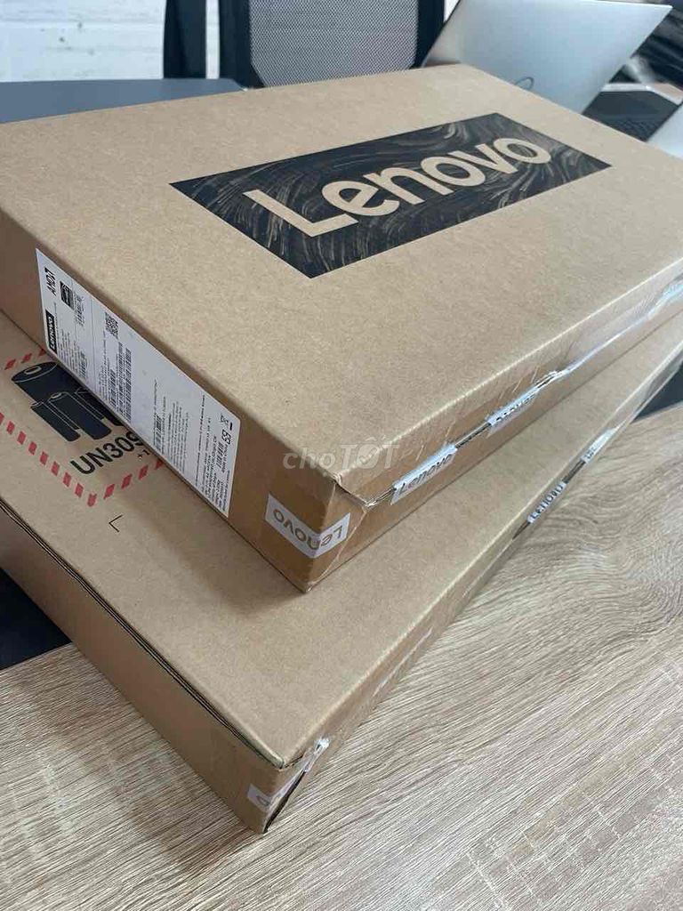 Lenovo 15 inch Ryzen 5 12Cpus New 100% fullbox