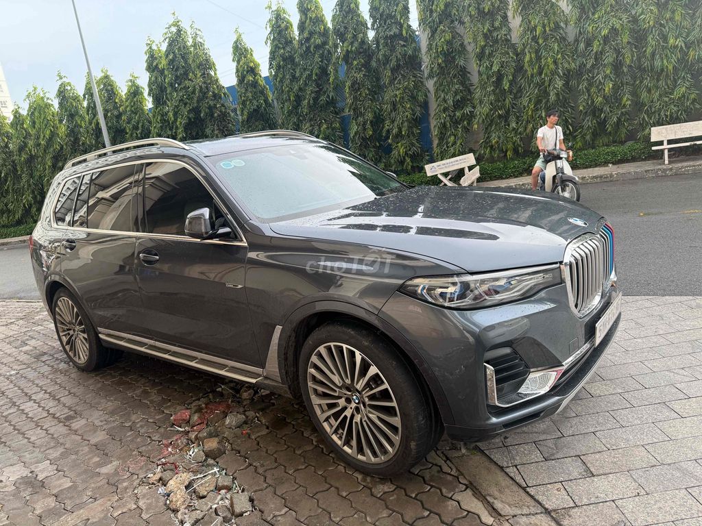 cần bán BMW X7 còn bh tới 6/2026 xe zin 100%. Mua bán Ô tô tại Quận 6 Tp Hồ Chí Minh được đăng bởi lê thành nhan hình 4