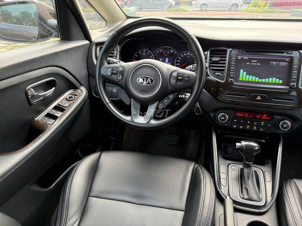 Kia Rondo xăng 1 chủ 2015. Mua bán Ô tô tại Quận Long Biên Hà Nội được đăng bởi PHÚC LÂM  AUTO hình 14