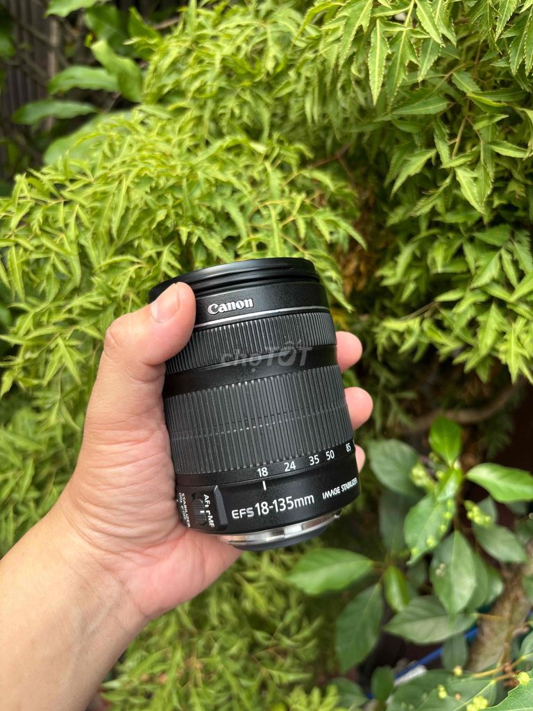 Ống kính Canon EF-S 18-135mm is stm. Mua bán Máy ảnh, Máy quay tại Quận Phú Nhuận Tp Hồ Chí Minh được đăng bởi Lam Vy  hình 1