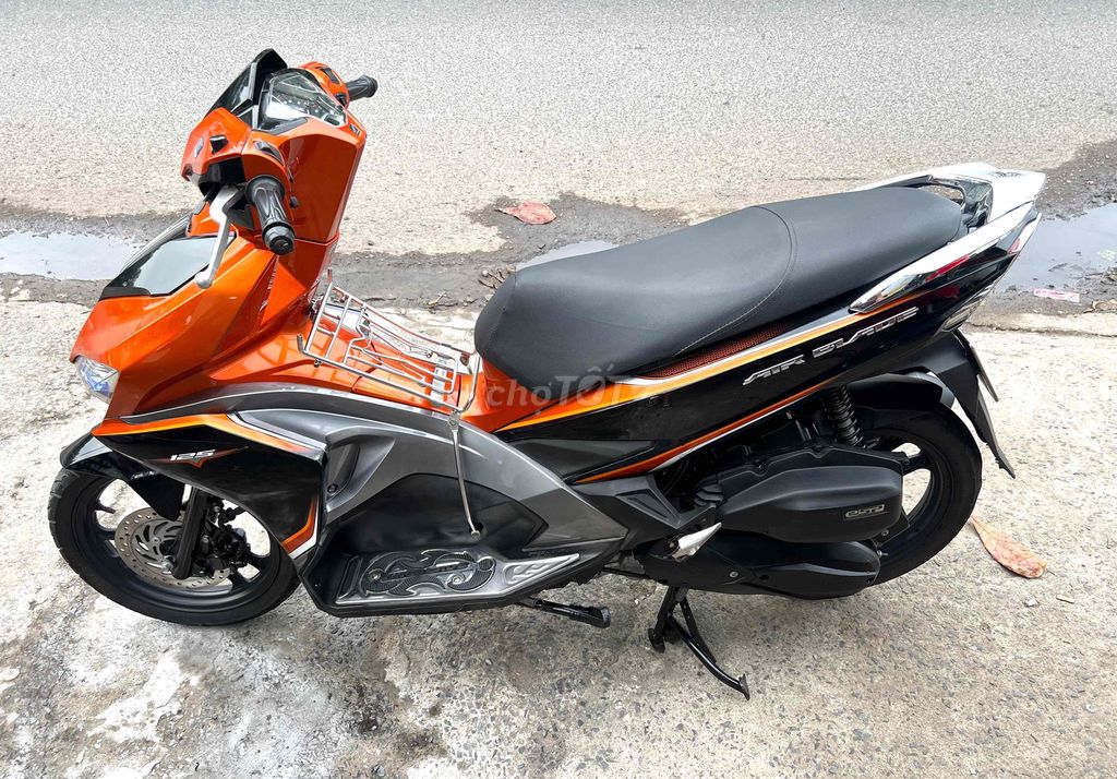 Honda Air Blade đèn led Cam đen Nguyên zin. Mua bán Xe máy tại Thành phố Biên Hòa Đồng Nai được đăng bởi cửa hàng xe máy Anh Tuấn hình 5