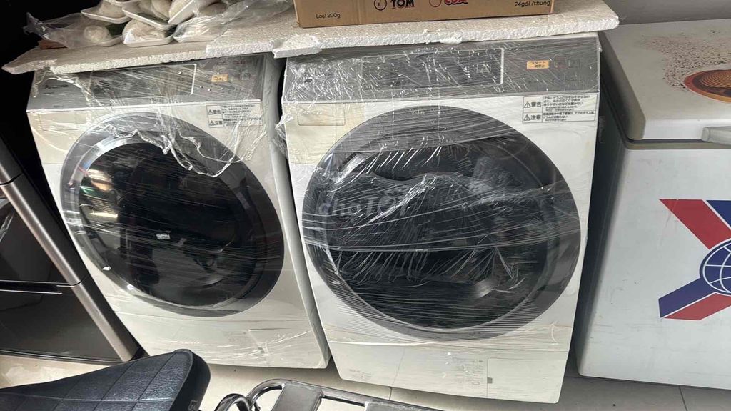 thanh ly chiếc máy giặt PANASONIC NA-VX930