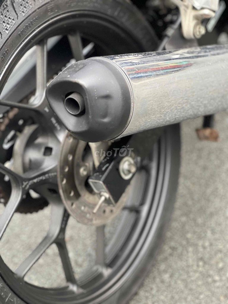 Honda Sonic 150 2020 Trắng Đỏ Đen 17.000km. Mua bán Xe máy tại Quận 11 Tp Hồ Chí Minh được đăng bởi Hưng Từ hình 4