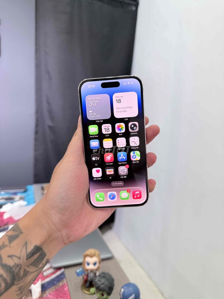 iPhone 14 Pro 128GB Bạc Zin All Nguyên Bản. Mua bán Điện thoại tại Quận Đống Đa Hà Nội được đăng bởi KT Hà Nội Mobile hình 1