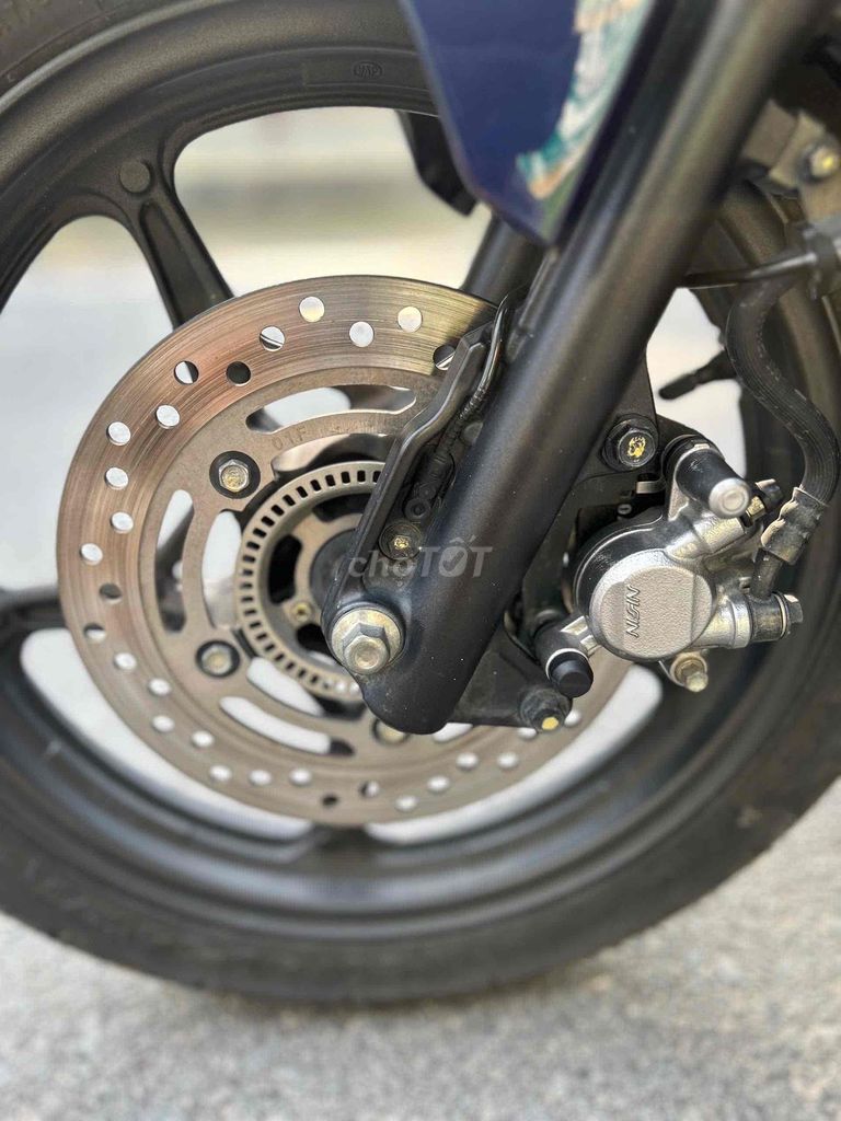 HONDA AIR BLADE 150 ABS (ĐK2022)–ZIN ÊM,CHÍNH CHỦ. Mua bán Xe máy tại Thành phố Thủ Dầu Một Bình Dương được đăng bởi Xe Máy Bình Dương hình 5