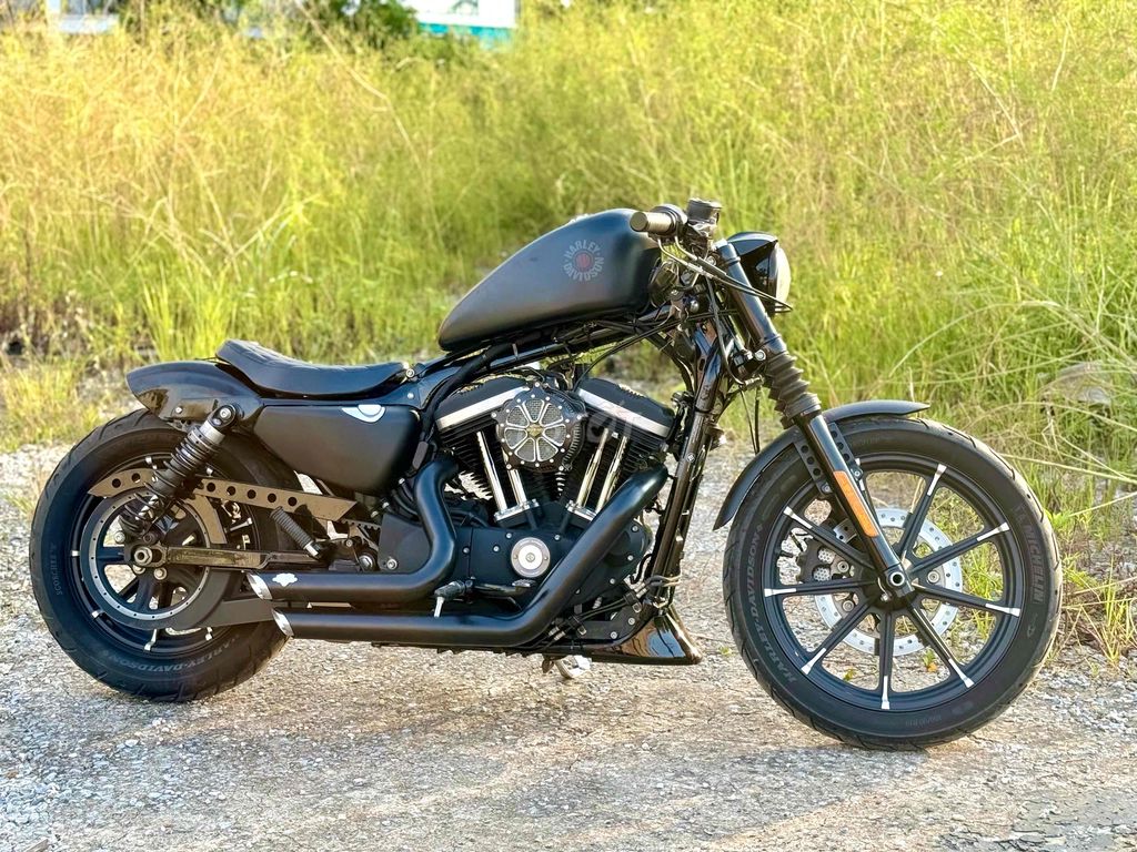 IRON883 2019 full bobber cực chất. Mua bán Xe máy tại Quận Bắc Từ Liêm Hà Nội được đăng bởi Phanmotorcycle hình 3