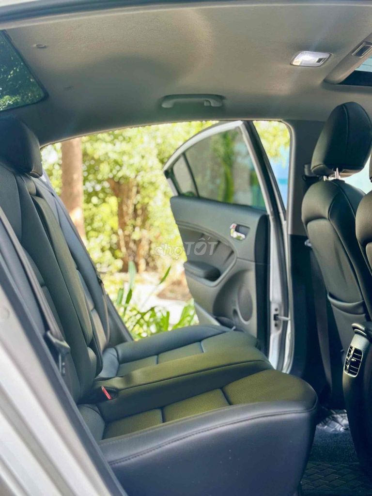 Kia Cerato 2017 1.6 AT - 70000 km. Mua bán Ô tô tại Thành phố Thủ Đức Tp Hồ Chí Minh được đăng bởi Đặng Tú Nguyên hình 16