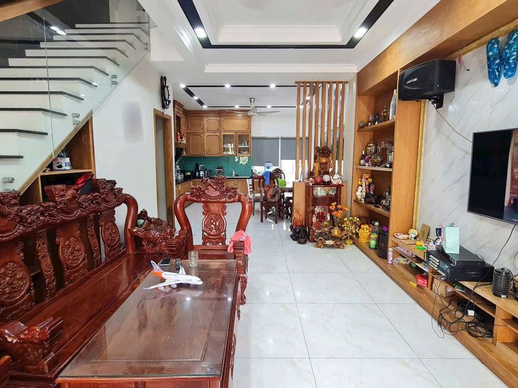 Cho thuê Nhà phố 4PN, KDC Melosa Khang Điền, Quận 9, full nội thất