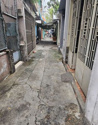 Chính chủ gấp bán nhà cũ đổi nhà mới,. Mua bán nhà ở tại Quận 1 Tp Hồ Chí Minh được đăng bởi Nguyenpha85