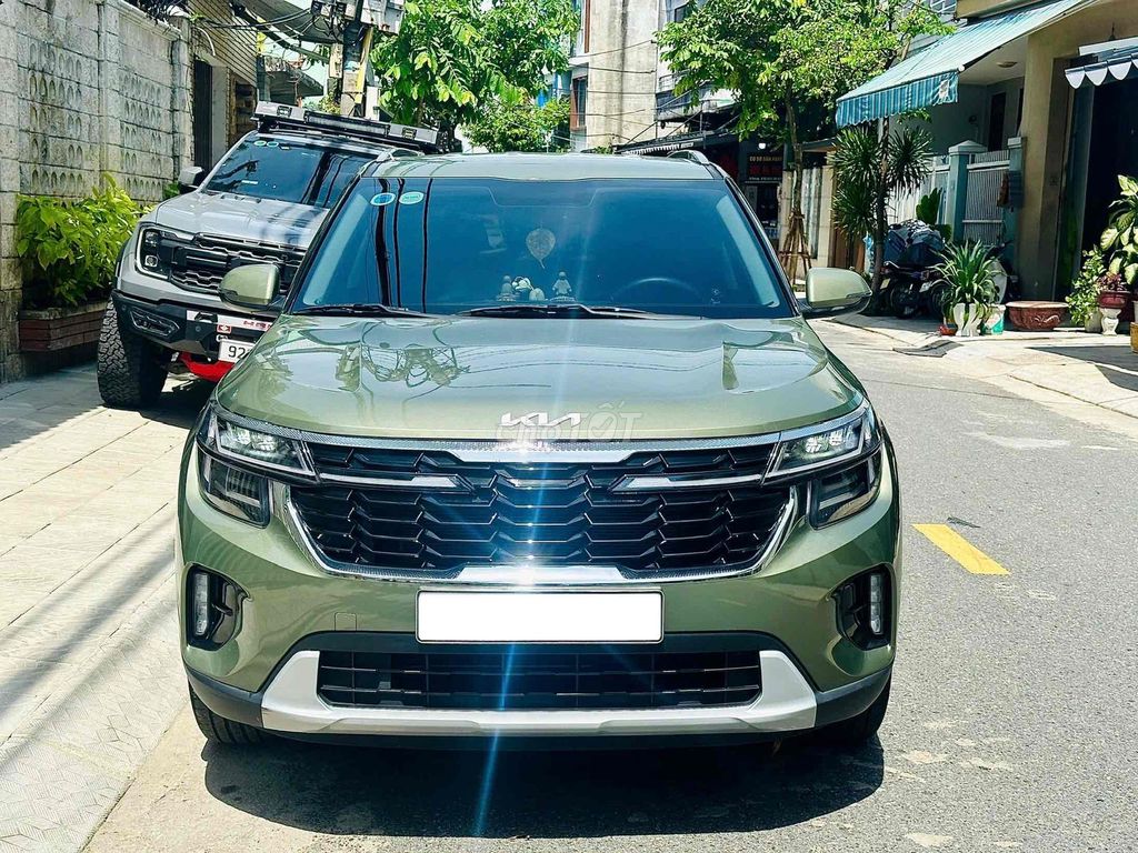 Kia Seltos 2024 Luxury 1.5 AT - 16000 km. Mua bán Ô tô tại Quận Hải Châu Đà Nẵng được đăng bởi Lê kha hình 2