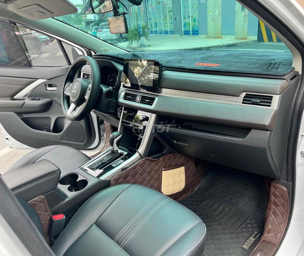 Mitsubishi Xpander 2023 Premium 1.5 AT - 25000 km. Mua bán Ô tô tại Thành phố Đồng Xoài Bình Phước được đăng bởi Lê Đình Thanh  hình 9
