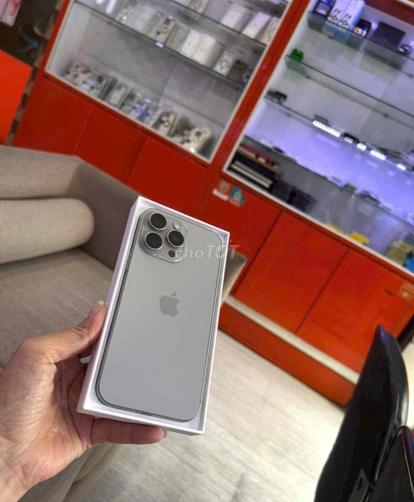 iPhone 15 Pro 128GB Natural  QT Mỹ. Mua bán Điện thoại tại Quận 3 Tp Hồ Chí Minh được đăng bởi Nam Á Mobile hình 1