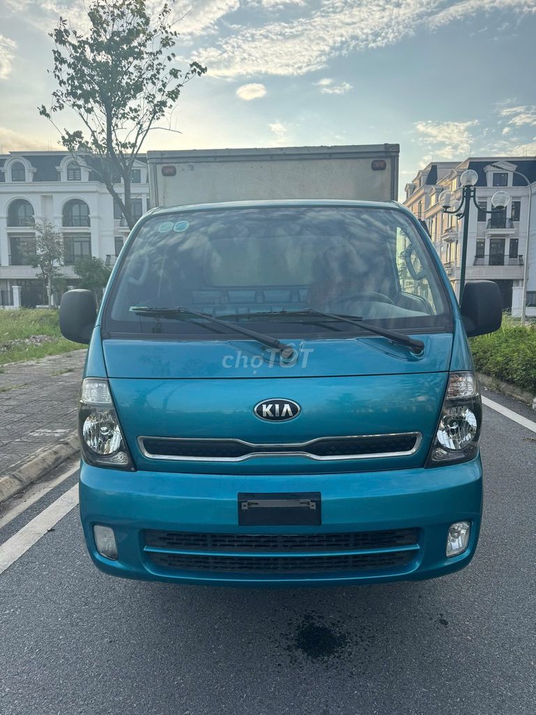 BÁN XE K250 -THÙNG KÍN - MÀU XANH – NĂM 2020. Mua bán Xe tải, xe ben tại Thành phố Thái Bình Thái Bình được đăng bởi vũ quý tưởng hình 1