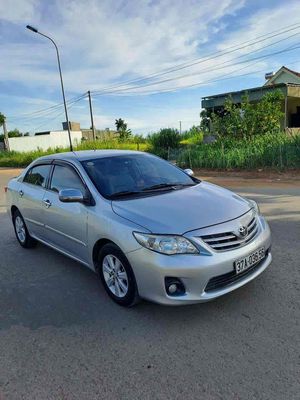 Toyota Corolla Altis Bạc 5 chỗ Xăng