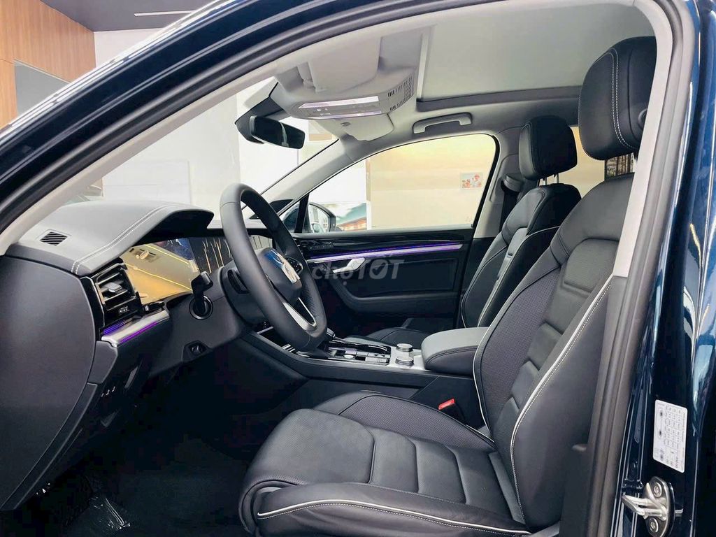 Volkswagen Touareg 2023, 699 triệu nhận xe. Mua bán Ô tô tại Quận 7 Tp Hồ Chí Minh được đăng bởi Quang Nguyễn hình 6