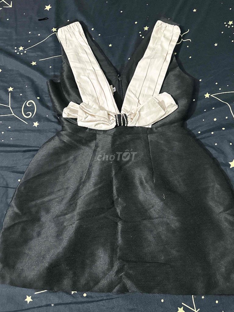 đầm tiệc. Mua bán Quần áo tại Huyện Vĩnh Cửu Đồng Nai được đăng bởi Đặng Phương hình 1