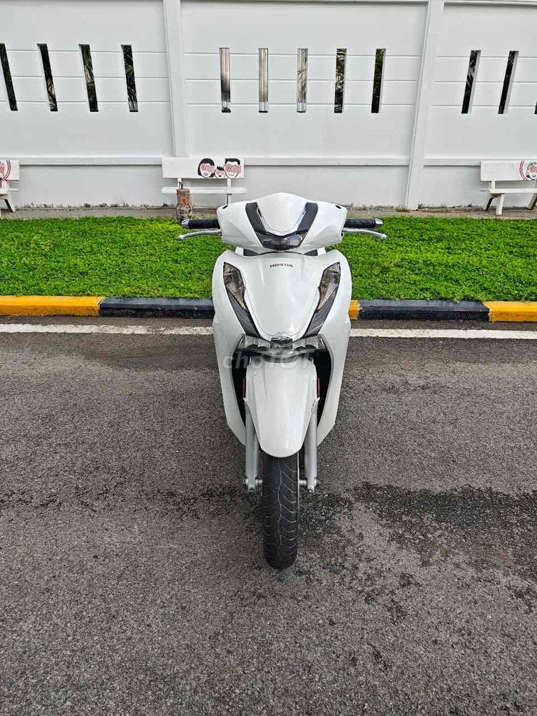 350 i. Mua bán Xe máy tại Thành phố Mỹ Tho Tiền Giang được đăng bởi Thai tran hình 1