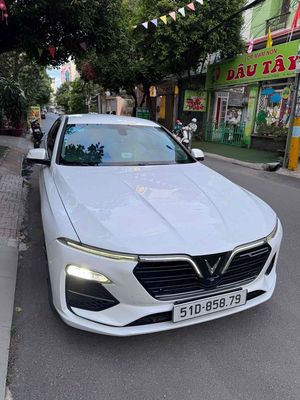 Vinfast Lux A 2.0 Turbo Premium Trắng/Kem Siêu Đẹp