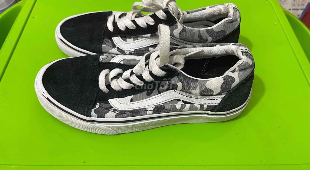 Giày Auth Vans Old Skool cho bé size 34 chân 21cm. Mua bán Mẹ và bé tại Quận 10 Tp Hồ Chí Minh được đăng bởi Góc pass đồ auth hình 1