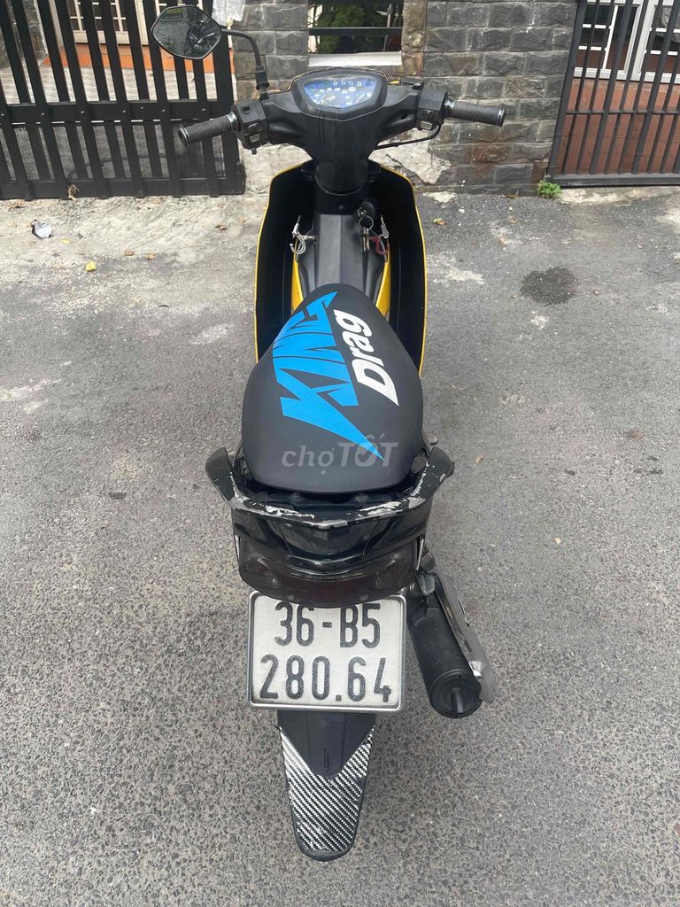 Yamaha Sirius RC 2016 Vàng đen. Mua bán Xe máy tại Quận Gò Vấp Tp Hồ Chí Minh được đăng bởi Nam Nguyễn hình 9