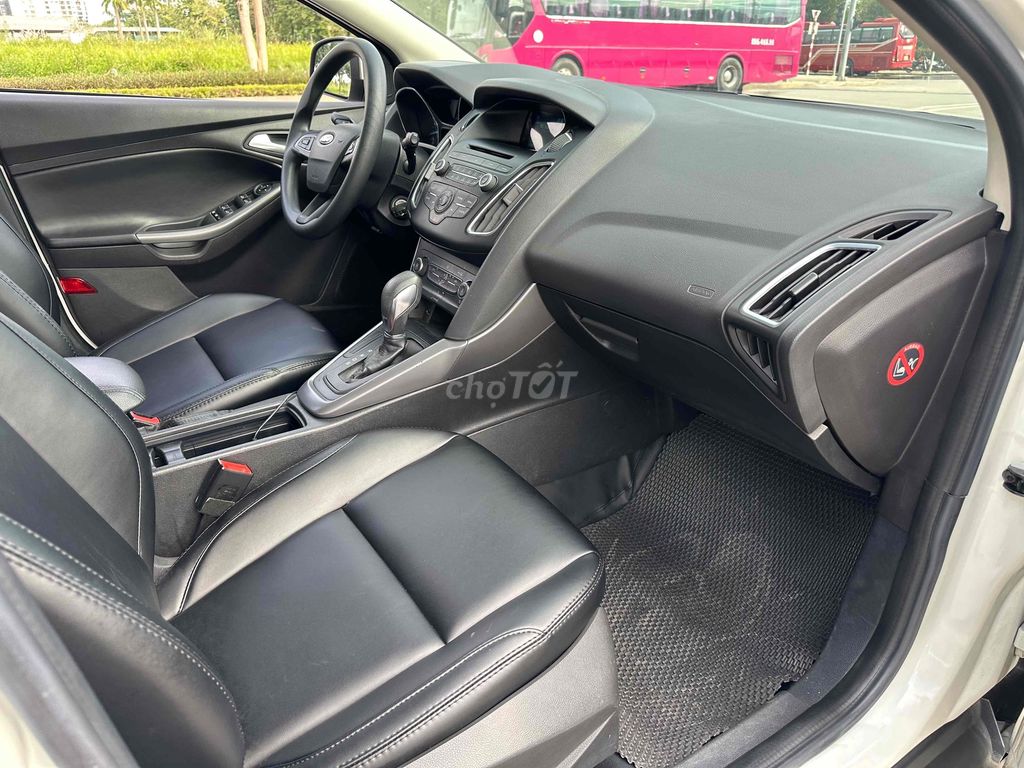 Ford Focus 2018 1.5 Ecoboost Trend Hatback 1 Chủ. Mua bán Ô tô tại Quận Cầu Giấy Hà Nội được đăng bởi Vũ Kiên hình 9