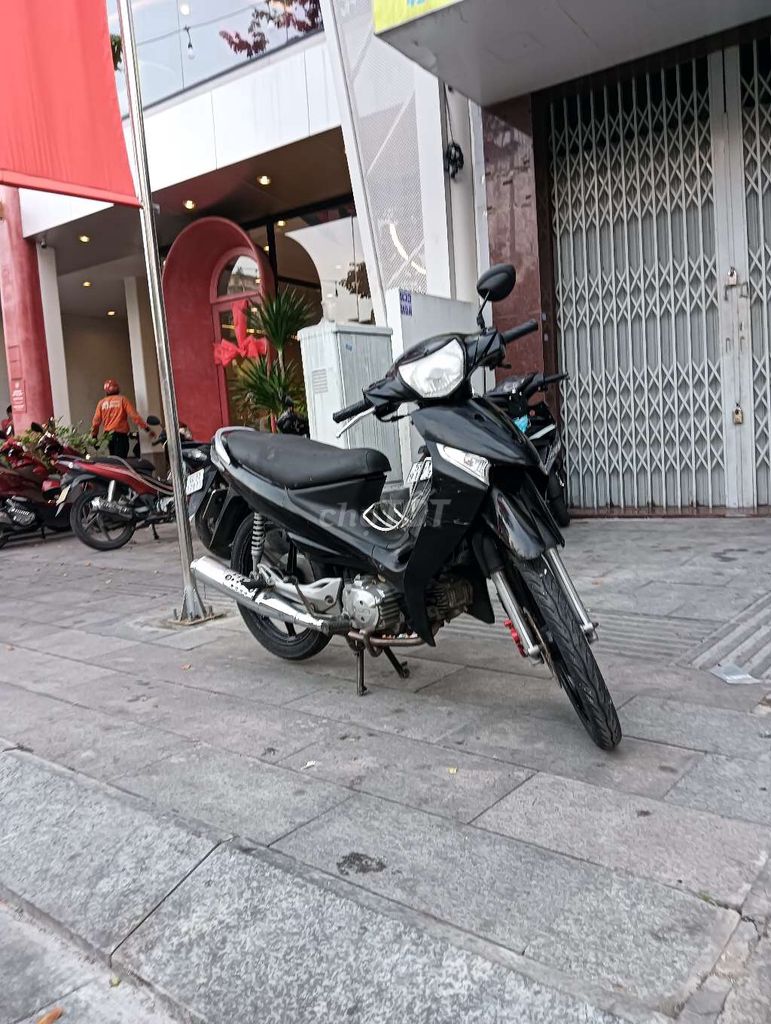 Revo Smash 2011 bstp máy êm.. Mua bán Xe máy tại Quận 11 Tp Hồ Chí Minh được đăng bởi CẦM ĐỒ KHANG GIA  hình 5