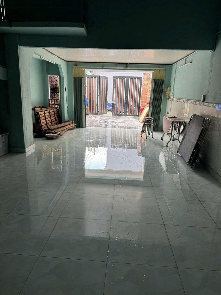 CẦN BÀN NHÀ HẺM 1/ ĐƯỜNG QUANG TRUNG.