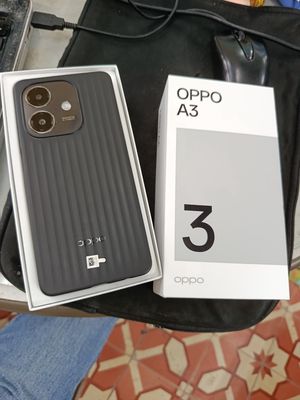 Cần bán điện thoại oppo A3 8-256 gb. Mua bán Điện thoại tại Quận Đống Đa Hà Nội được đăng bởi duc anh