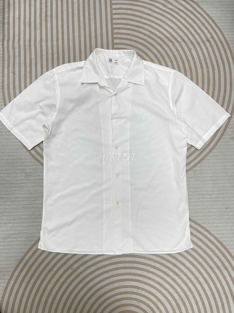 Sơ mi Uniqlo U size M Số đo: vai 47, ngực 54, dài. Mua bán Quần áo tại Quận Cầu Giấy Hà Nội được đăng bởi Chất Secondhand hình 1