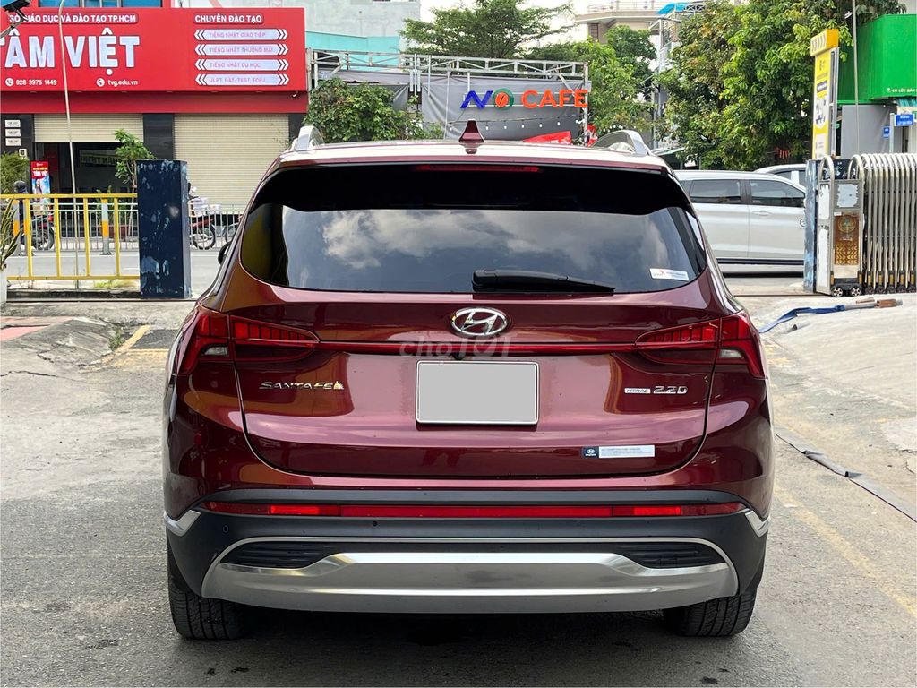 HYUNDAI SANTAFE DẦU CAO CẤP 2023 XE GIA ĐÌNH LƯỚT. Mua bán Ô tô tại Quận 1 Tp Hồ Chí Minh được đăng bởi Hiếu hình 5