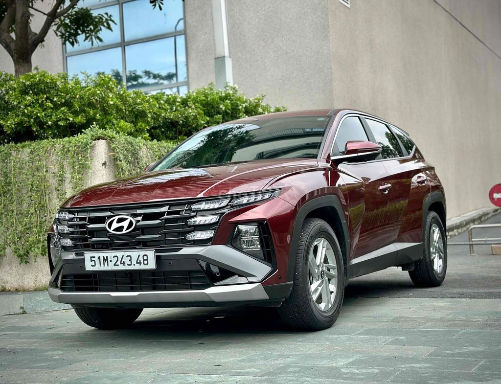 Hyundai Tucson 2.0AT Sx 7/2025 Odo 3.000 km NhưMới. Mua bán Ô tô tại Quận 8 Tp Hồ Chí Minh được đăng bởi Hiếu Trần hình 2