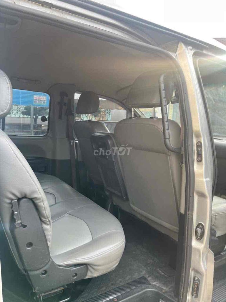 Hyundai Starex 2005 - 100000 km. Mua bán Ô tô tại Thành phố Thủ Đức Tp Hồ Chí Minh được đăng bởi Thang hình 16