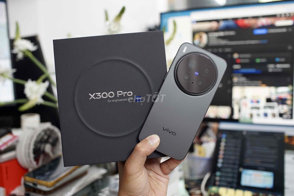 Vivo X300 Pro 512GB Đen - chính hãng VN TGDD CBh. Mua bán Điện thoại tại Quận 5 Tp Hồ Chí Minh được đăng bởi Lê Trọng Tấn hình 1