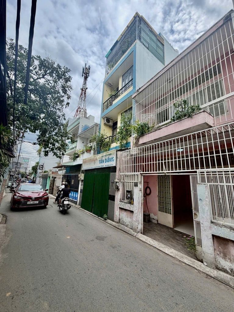 Bán nhà vị trí đẹp Q. BT – Dt 44m2 nở hậu nhẹ. Gía chào 7,2 tỷ tl