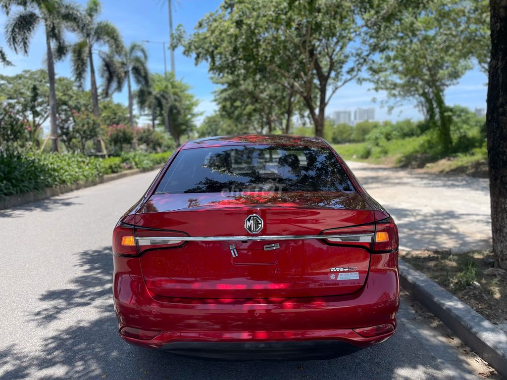 MG5 2023 MT số sàn màu đỏ. Mua bán Ô tô tại Quận Thanh Xuân Hà Nội được đăng bởi Thanh Biz Nguyễn Thái Auto hình 11