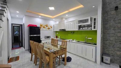 Аренда · 3 комн. · 100 м² · Quận Ngũ Hành Sơn, ул. Đường Nước Mặn 2