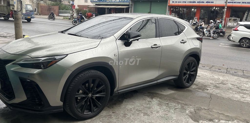 Lexus NX 350 F-Sport đăng ký t4/2022 đi 40 ngàn. Mua bán Ô tô tại Thành phố Thủ Dầu Một Bình Dương được đăng bởi Thái Phạm hình 1